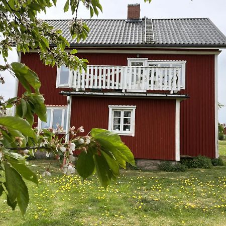 Cozy Red Cottage In The Countryside Outside Vimmerby Gullringen Esterno foto